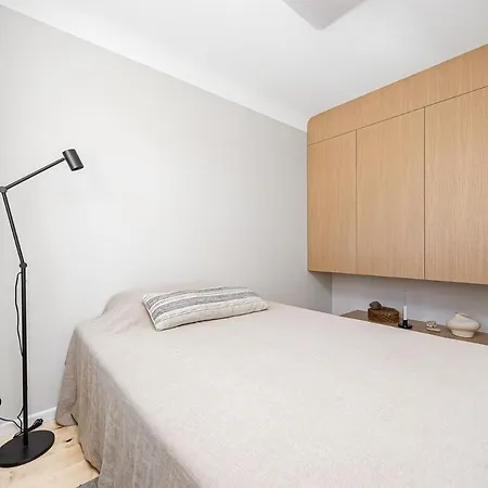Modern Flat In A Courtyard Reval