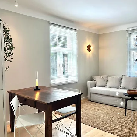 Modern Flat In A Courtyard Reval