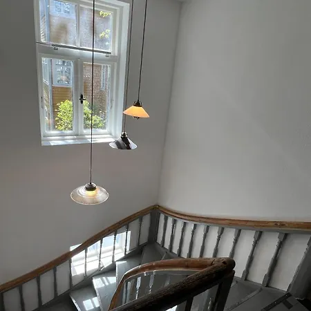 Modern Flat In A Courtyard Lejlighed