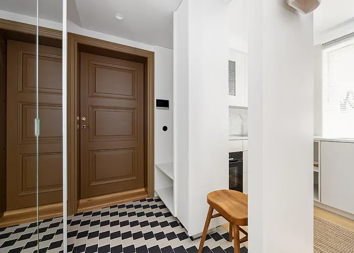 Modern Flat In A Courtyard Апартаменты *