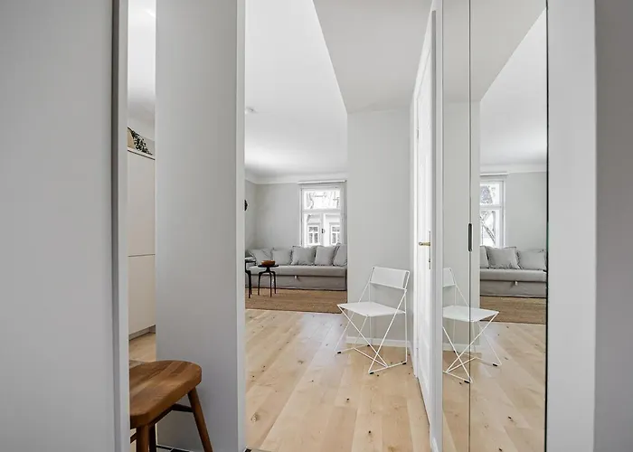 Modern Flat In A Courtyard Апартаменты *