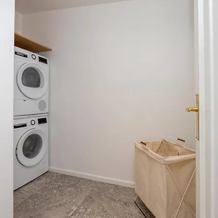 Modern Flat In A Courtyard Korter Tallinn