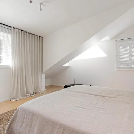 Modern Flat In A Courtyard * Tallinn