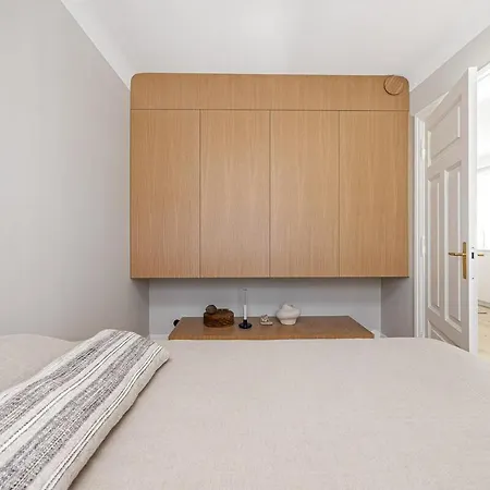 Modern Flat In A Courtyard Tallin